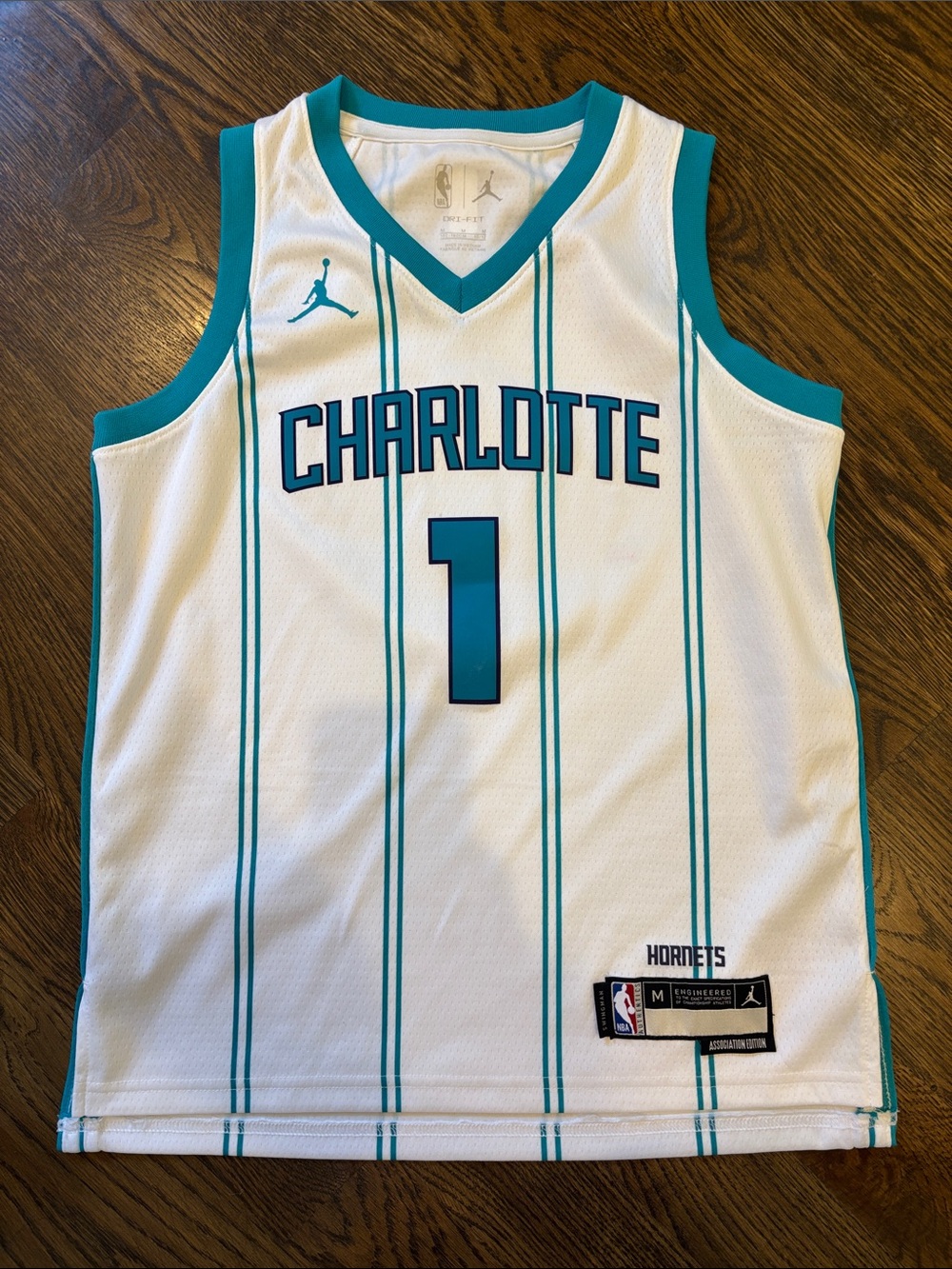 EUC Charlotte Hornets Swingman Association Edition Lamelo Ball Youth Jersey